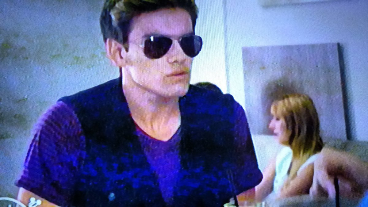 pilixpurrelove's tweet photo. #Felicityfornow
#rollertrack
Ame esta escena me hicieron reΓr mucho y morir de amor son grosos @agus_bernasconi @caro_kopelioff https://t.co/F7VcOGBbBG