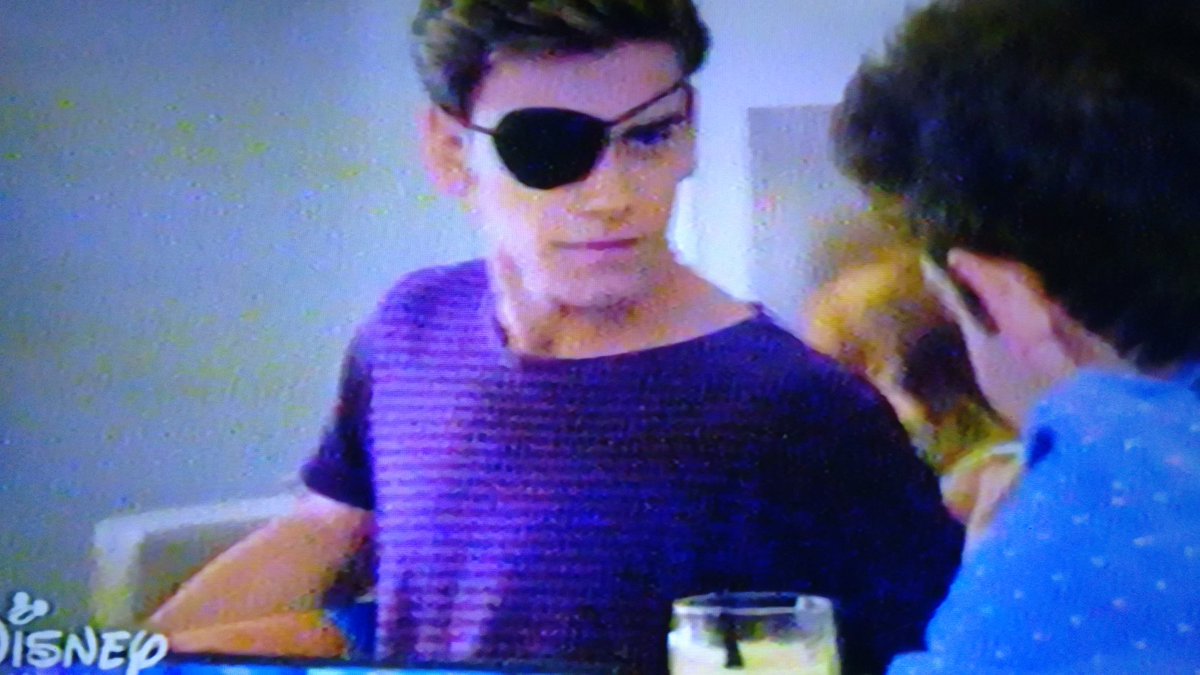 pilixpurrelove's tweet photo. #Felicityfornow
#rollertrack
Ame esta escena me hicieron reΓr mucho y morir de amor son grosos @agus_bernasconi @caro_kopelioff https://t.co/F7VcOGBbBG