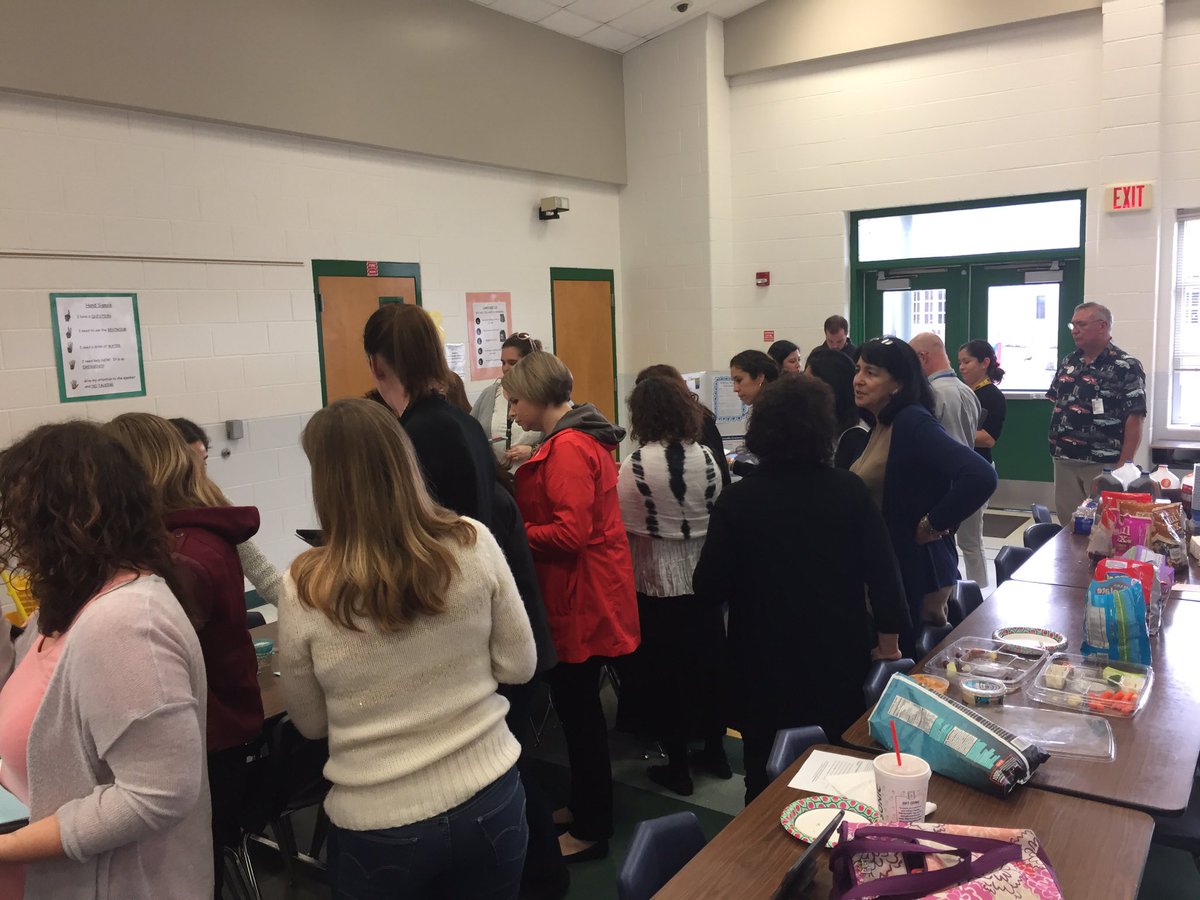NISDElemScience's tweet photo. #NISDsciencestrong CER Table Share - Science Facilitators are awesome!!! https://t.co/fMHLZI0nTp