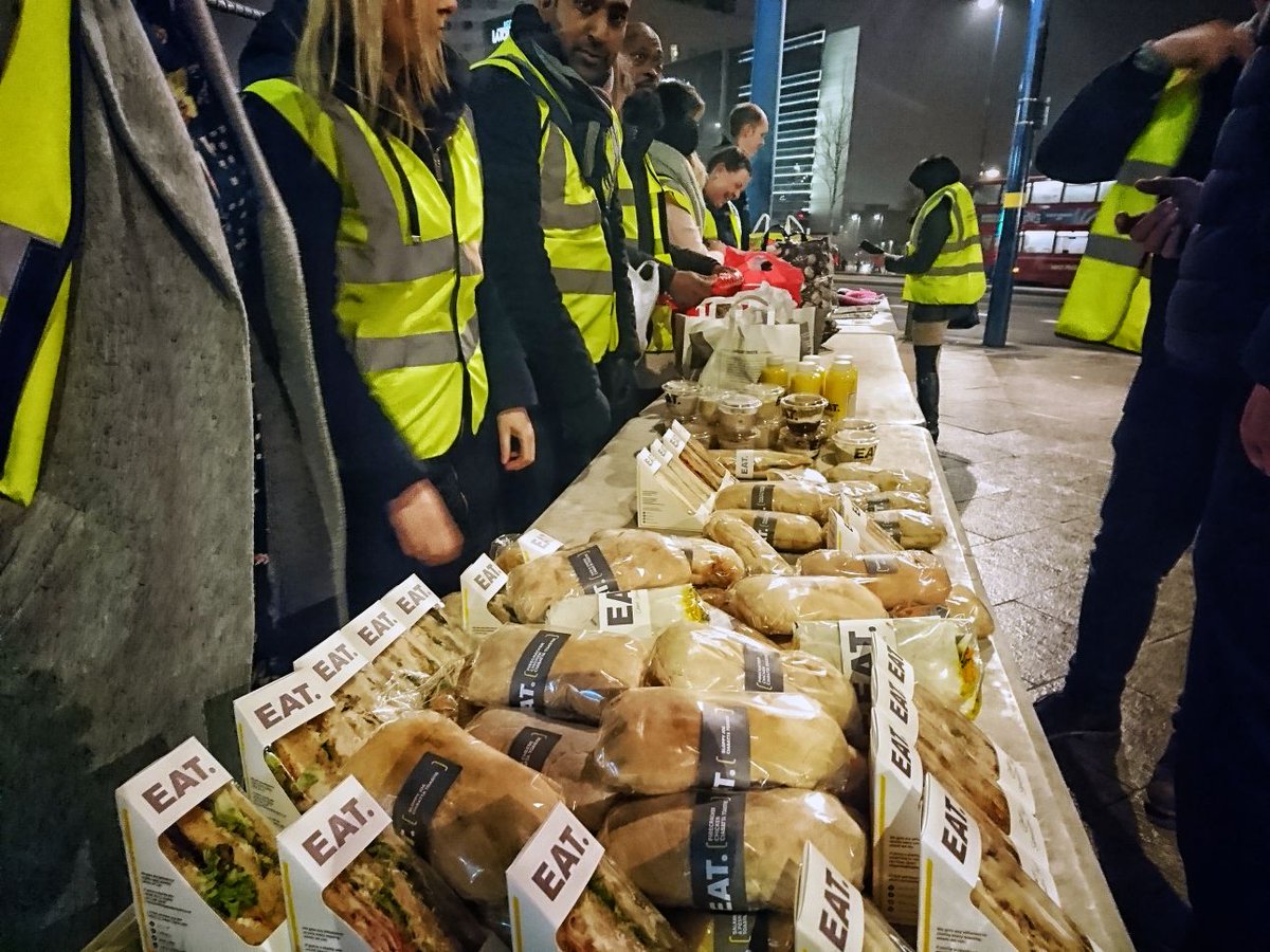 AlbertStProject's tweet photo. The Donation Line :) thank you to everyone for another Super Wednesday here at Albert St #homeless #donations #gratitude #albertstrproject https://t.co/1x53BQlYcf