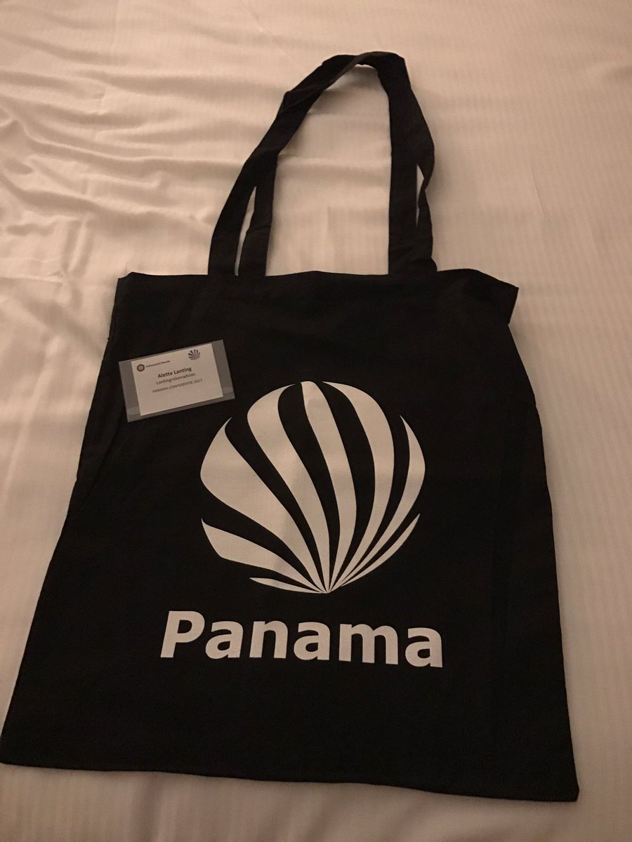 Vanavond in Veldhoven gezellig gegeten met <a href="/Nathalie105/">NathaliedeWeerd</a> <a href="/FrancoiseKL/">Françoise Luteijn</a> <a href="/credutien/">Martine den Engelsen</a> <a href="/EspeldoornM/">Marianne Espeldoorn</a> e.a. voor #panama35 #zinin <a href="/PanamaPraat/">PanamaPraat</a>