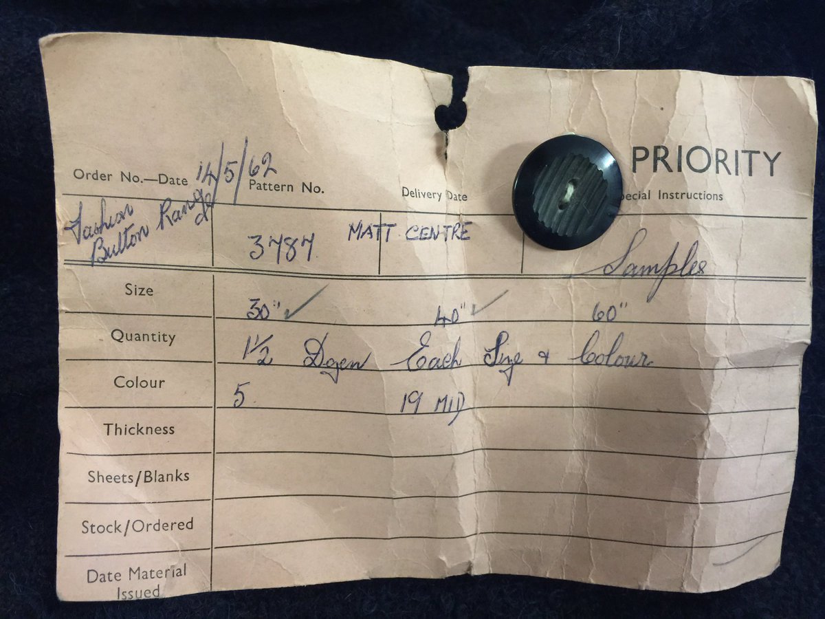 NewsfromBedlam's tweet photo. #groovy grooved horn #buttons and the original 1962 #samplecard from @buttonqueenshop for Mr Le Bon's next jacket #oneoff #detail #tailoring https://t.co/s3exOQqaFr