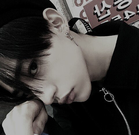 Bobae_rs's tweet photo. « Psycho. » https://t.co/ZOHcITxUCH
