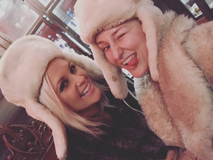 This one time in #LasVegas @AlenaCroftXXX and I took shots in a freezer. https://t.co/RghPXtDHWp<a href="/tag/lasvegas"class="tags">#LasVegas</a><a class="tags" href="/tag/alenacroftxxx">@alenacroftxxx</a>