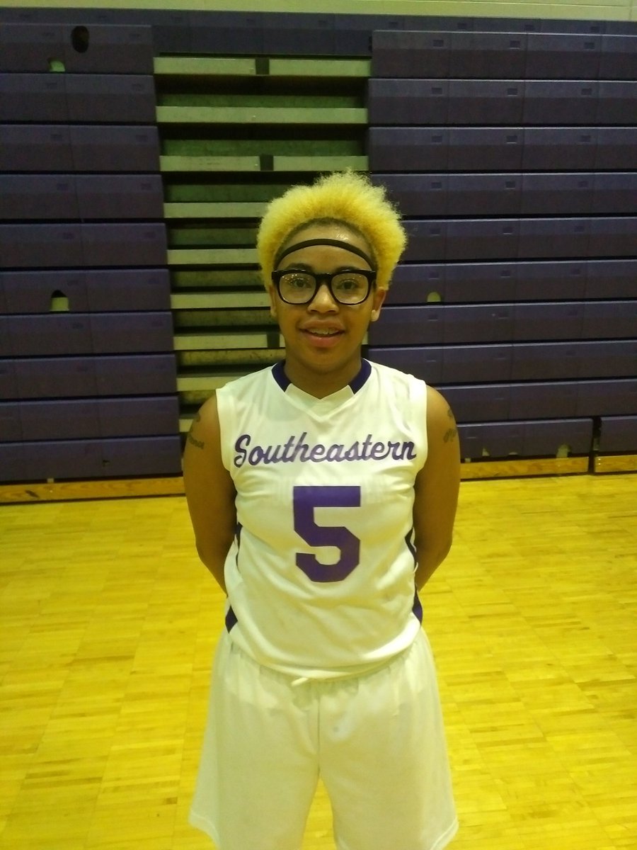 Sports_QA_Preps's tweet photo. @SE_Jungleers defeat DIA 53-22. Keeiona Howse had 23 pts and 20 steals #SEvsDIA #MHSAAGBB https://t.co/HDdYpikLee