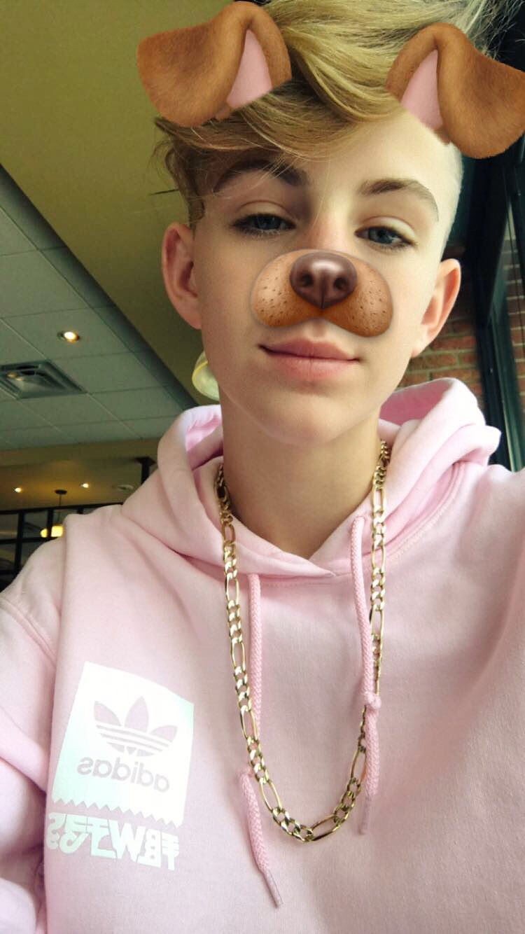 MattyBRaps on X: "Bored after school. Planning a cool music video. What are  you doing right now? https://t.co/oeTtJzf4cZ" / X