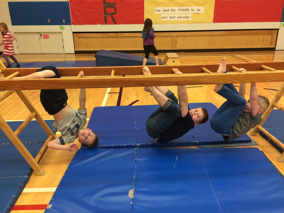 JDEschool's tweet photo. Kids loving gymnastics https://t.co/26SruWNRo2