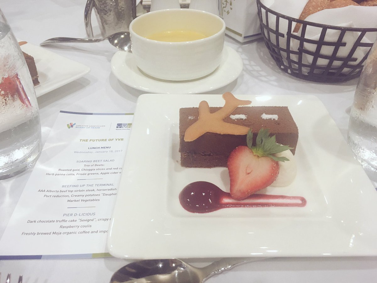 kylahumphreys's tweet photo. Loved the desserts at the @boardoftrade #YVR event ✈️️- was great to hear the @YVRairport update from Craig Richmond #YVRVBOT #VBOT https://t.co/QC9Pqakd5c