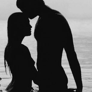 ...Өр зүрхэндээ бүх л зүйлээ дэнчин тавьж чамайг л хайрласан би
Өөрөөр чиний өмнө буруудах ял надад байхгүй...