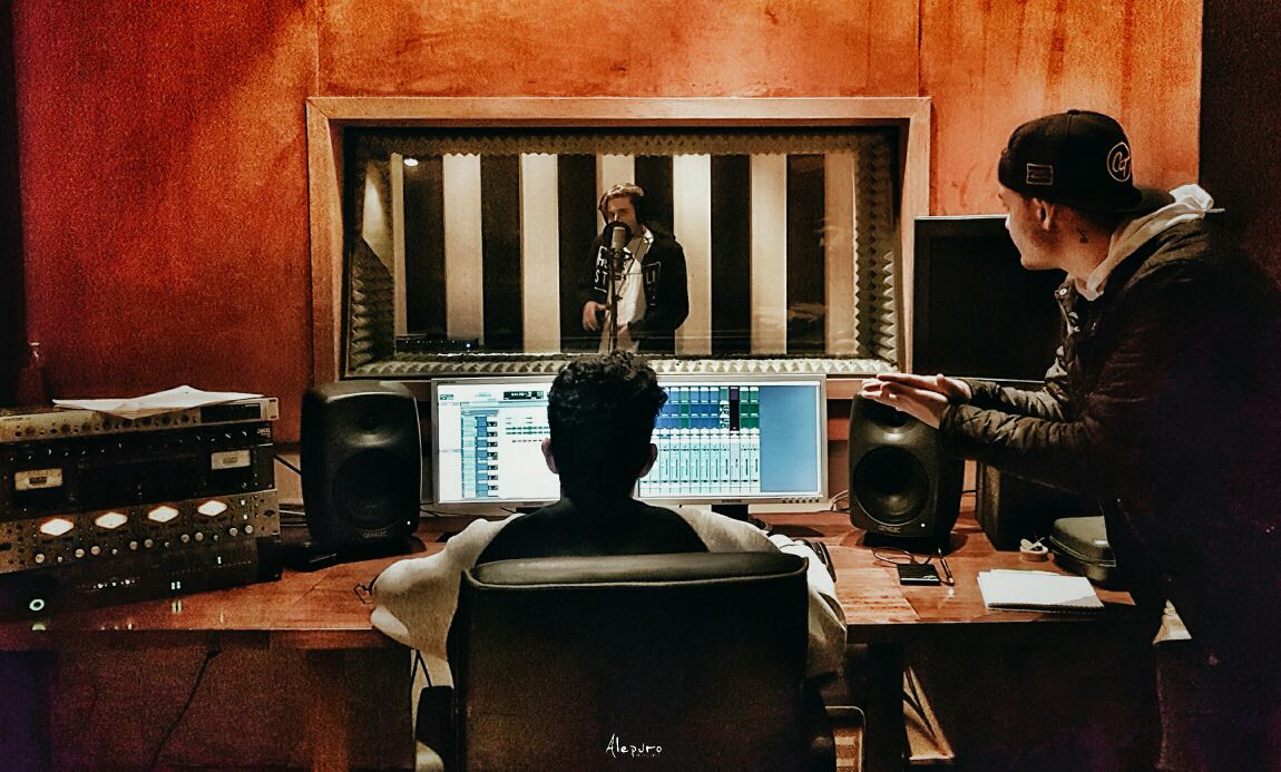 Creando con <a href="/gydcrazytown/">Crazy Town Music</a>. 
Fotografía: <a href="/alepuro/">Alejandro Hernández</a>