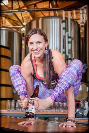Oregonian's tweet photo. Beer yoga is nothing new in Oregon https://t.co/xysRxbS8T9 https://t.co/1rvxp21otB