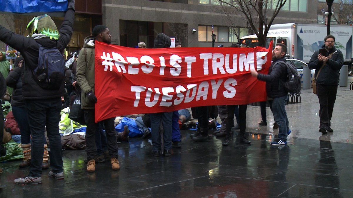 NYC: Activists Launch Encampment Outside Goldman Sachs Headquarters owl.li/c4AZ3087YtR https://t.co/2uNuc46hW8