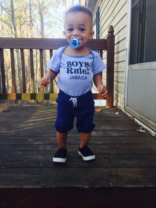 StayAwake’s pics and videos