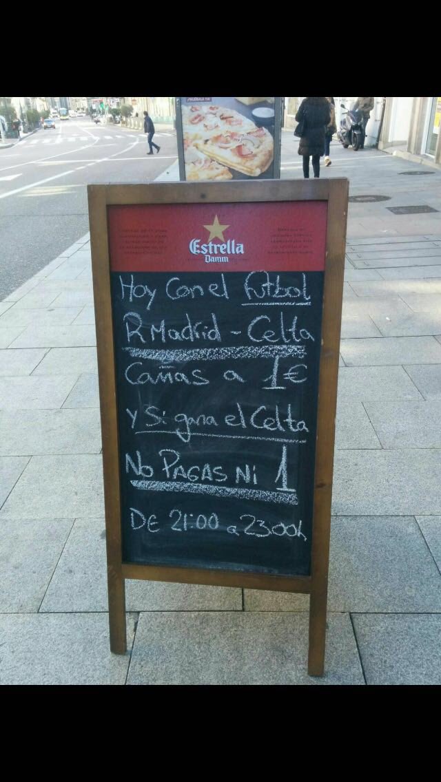 SariCelta22's tweet photo. Un bar de Madrid se arruina en dos horas 👏🏽🤣🖕🏾 #celta #OrgulloCelta https://t.co/LWRF4n0EDQ