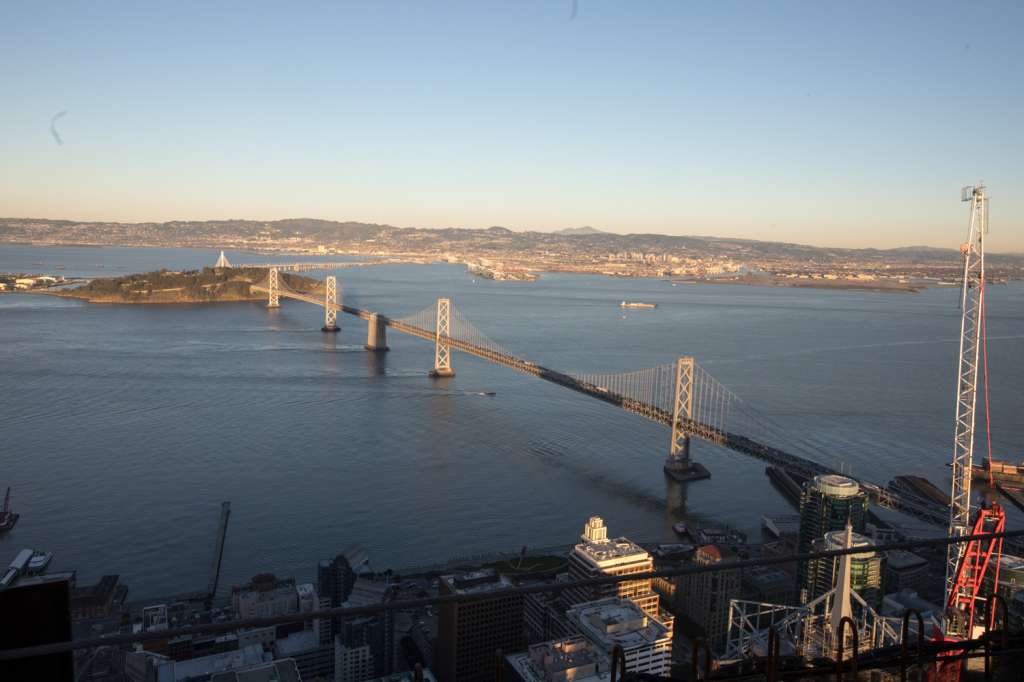 salesforce's tweet image. 🏗 View from the top of San Francisco&apos;s Salesforce Tower (via @SFGate) sforce.co/2jajRuO