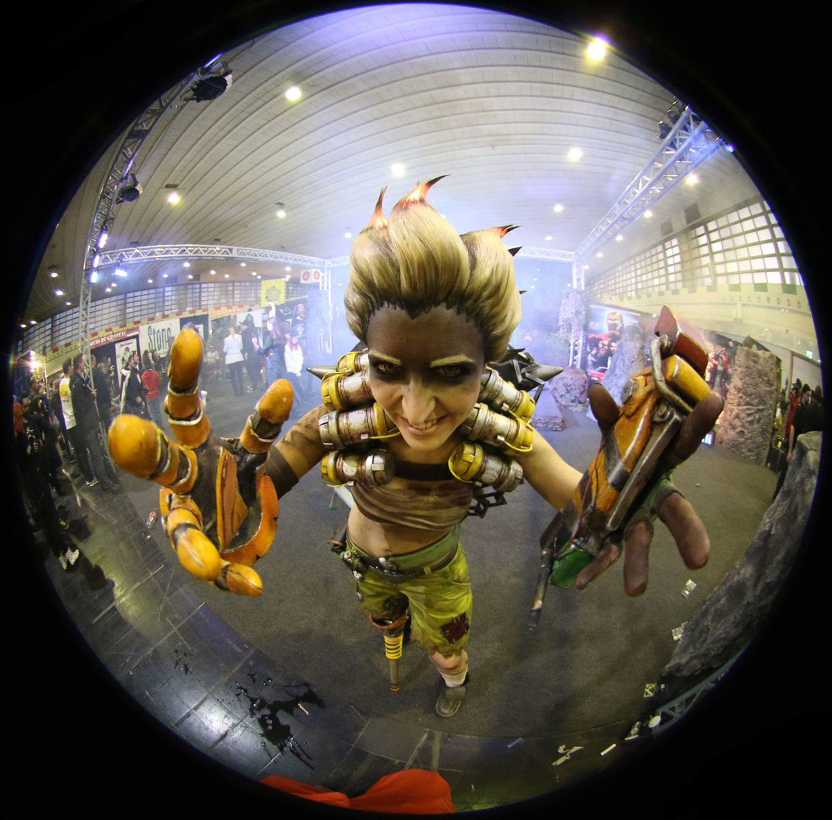 bakkaCosplay's tweet photo. I love this fish eye photos :D
Thank you yoshi ! ♡

#Junkrat #JunkratCosplay #overwatch #FireInTheWig ♡ https://t.co/n8r7IqnxVO