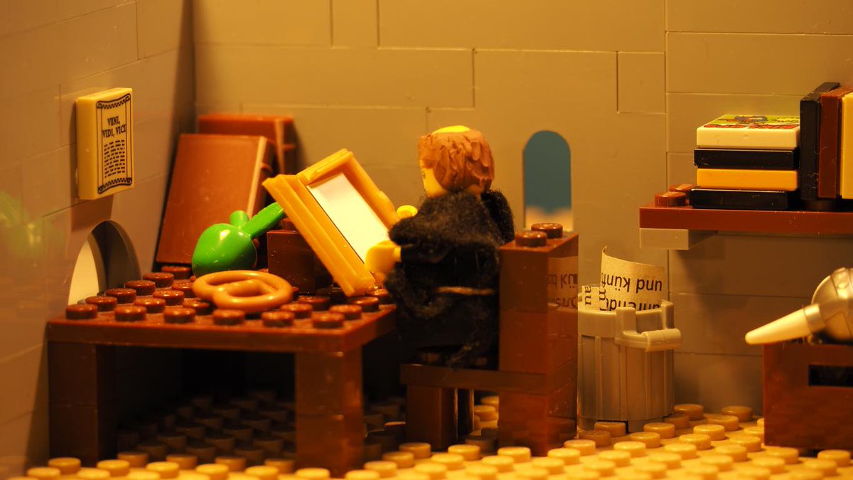 DerReformator's tweet photo. 1521 - Neue #Bibel neue Wörter: #Bluthund #Machtwort #Schandfleck Was noch? 
https://t.co/MpXq0zYVnO
#Luther #Lego @Dudenverlag @radiobremen https://t.co/rBoPSstwEs