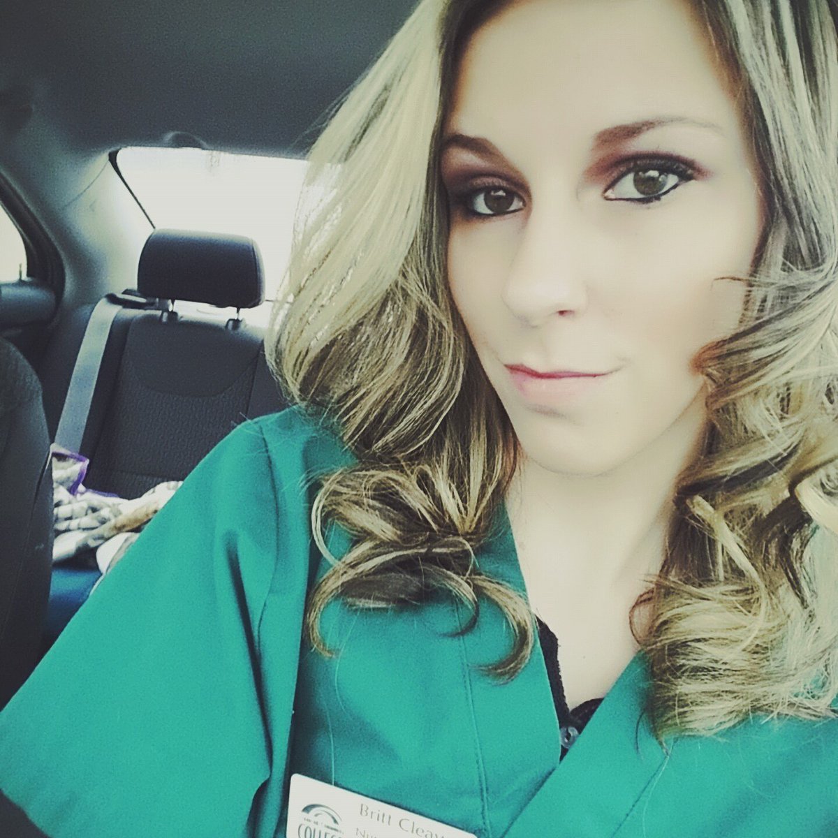 Brittneycleaver's tweet photo. smart girl with a bright future ❤ https://t.co/2SY5i9aipi