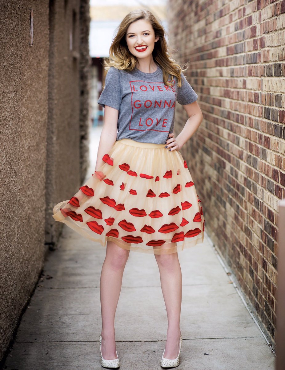 New #Valentines tee are now available on thelightblonde.com for a limited time!!