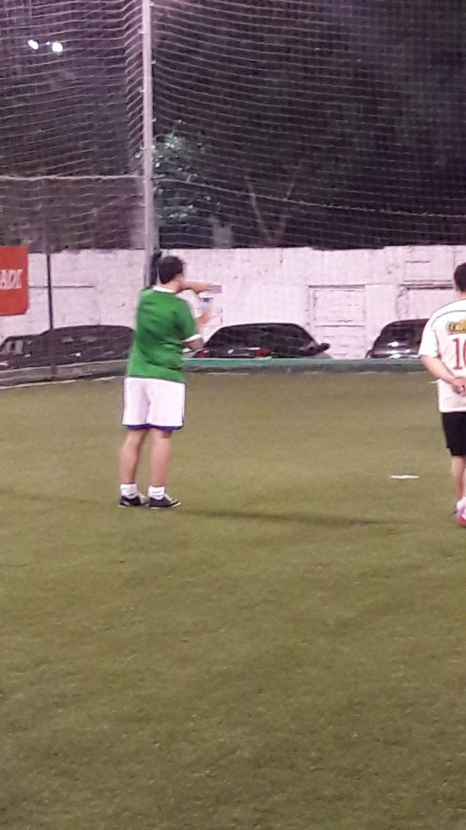 sebastianudo's tweet photo. Yace el cuerpo sin vida(?) De Kavi y @ganenomueran hace snaptchp(!) De la tragedia #PrayForChape #GramosDevolveLaPlata https://t.co/kvCLEirqde