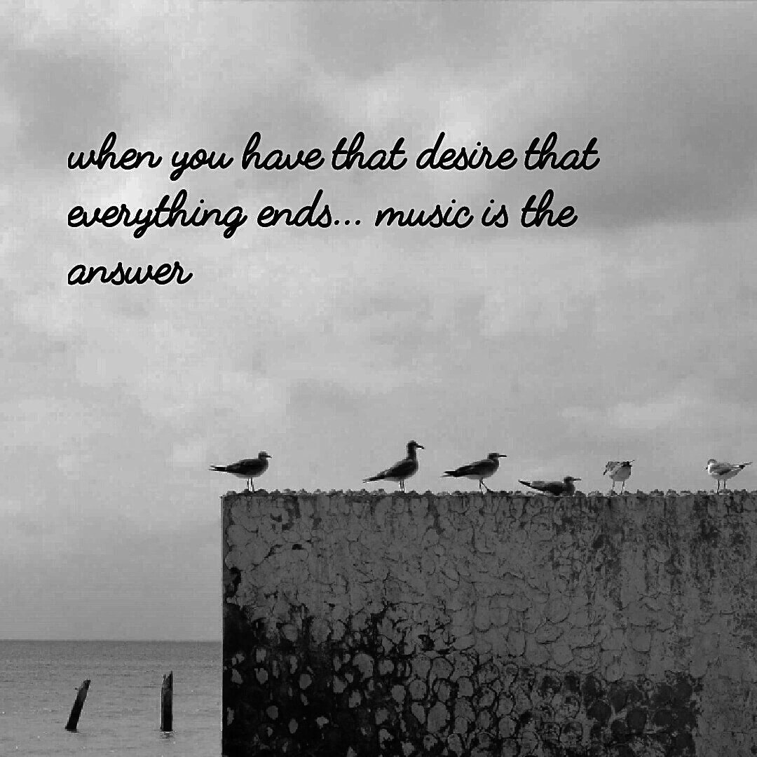 ima_assiak's tweet image. #hardmoment #thoughs #notsimple #music #keeponmoving #keeponwalking #badmood #nothingtosay #remembertobreathe #soffocate #myquote