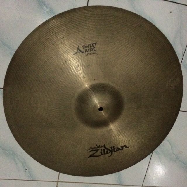 Wts Zildjian Sweet Ride 21" Rare. No crack No keyhole Kondisi 90%. Cod Jogja. WA 085640374040 <a href="/DrumBagus/">@DrumBagus</a>