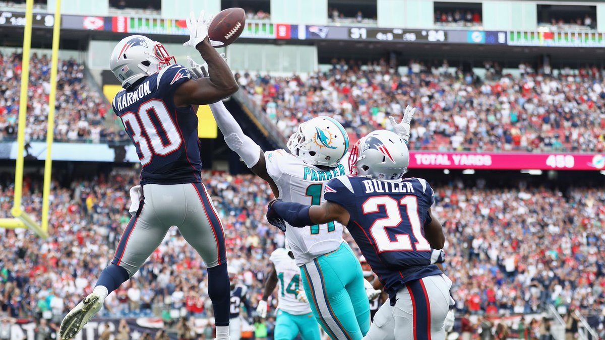 zesty_patriots's tweet photo. Patriots FS #DuronHarmon is Mr. Clutch with huge 4th quarter interceptions https://t.co/mDraxYNcgF https://t.co/jjRp0uwo9F