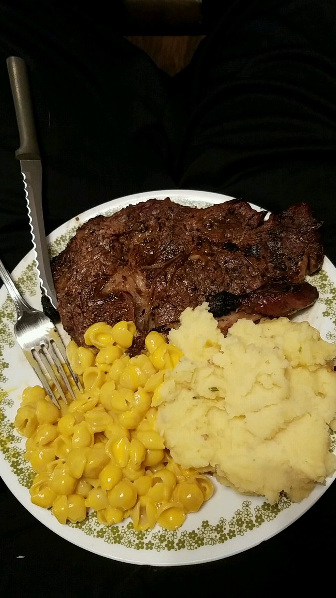 jmfmitchell's tweet photo. #ChefJared https://t.co/lYOOgJXj7A