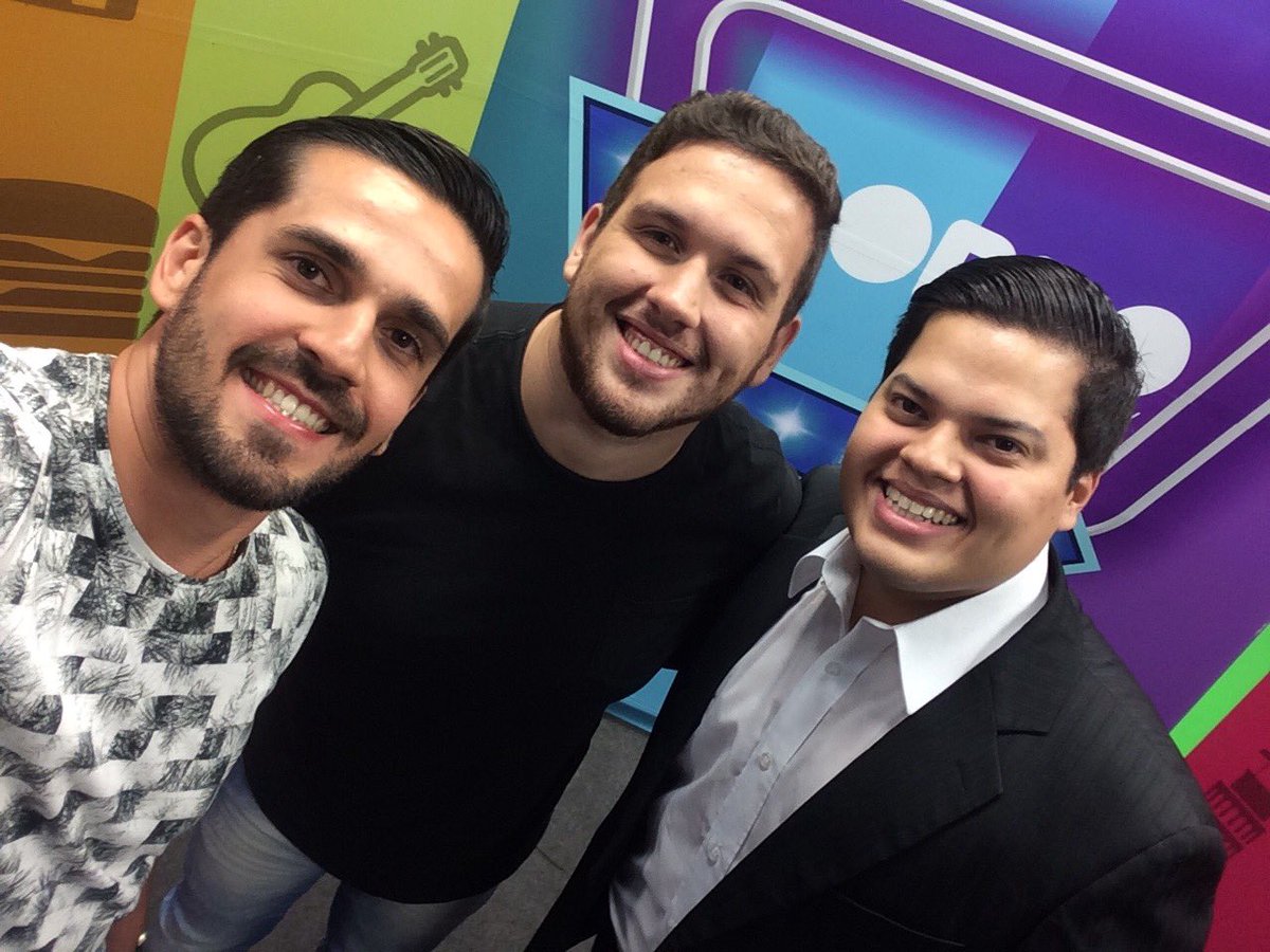 Hoje, foi dia de participar do programa deste parceiro que somos fãs, <a href="/gordoshow/">alan house</a>. 🔝🙌🏼