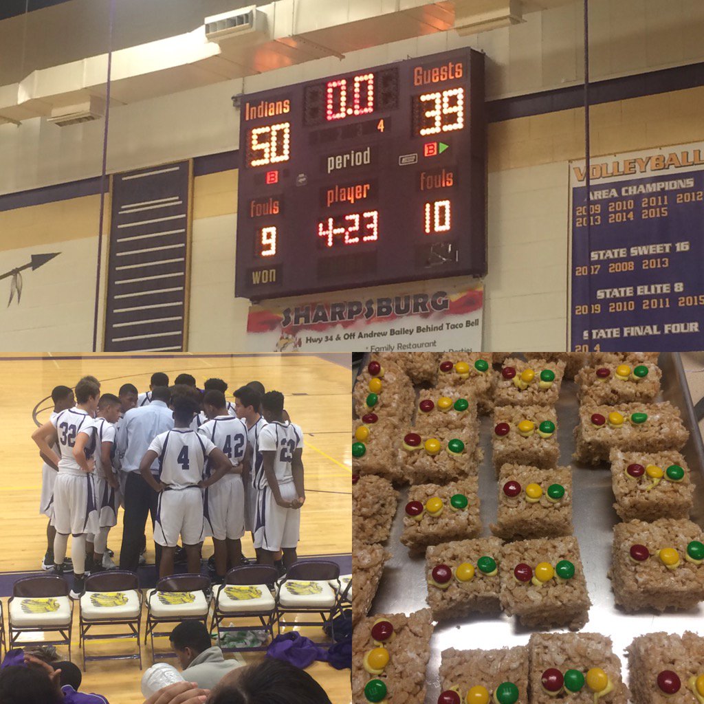 amy_mdees's tweet photo. Birthday win over rival Newnan! Mama made Krispy Treats like 'traffic lights' for his 16th! #Ecwins https://t.co/lx9t2WQCMr