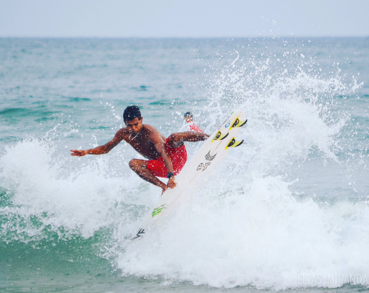 Yucoflow's tweet photo. "ACAPULCO" #acapulco #guerrero #mexico #YF @MonsterEnergyMx @lostmexicosurf #playa #revolcadero ☀️🌴🌊🏄🏾😁✌🏾️ https://t.co/knZ57z7iwN