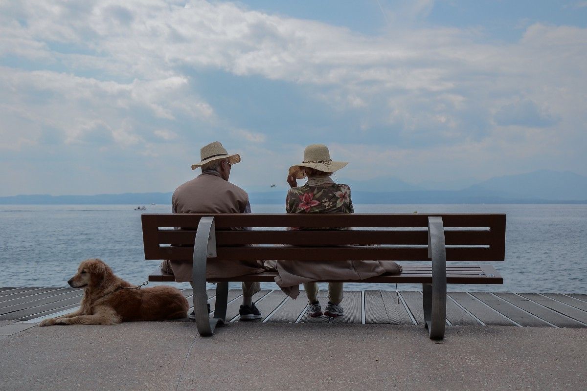 JessicaZitter's tweet photo. “To help ourselves and our loved ones live well to the very end, we have to break an old taboo” - https://t.co/QABuhumf0D @EllenGoodman #eol https://t.co/crtDvJZ8yk