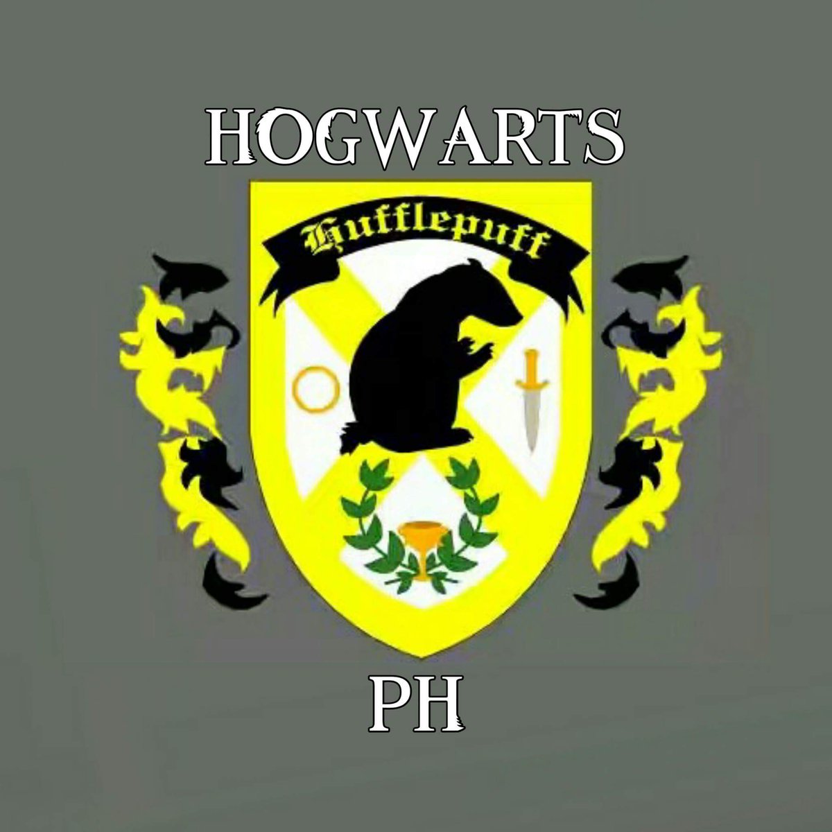 stanleygrayyyy's tweet photo. New group photo was released! ππ
#Hufflepuff
#HuffleFight
#Mightybadgers
#UpholdTheCup
#LabanKapitHuffs
#ChallengeAcceptedHM
#HogwartsPH https://t.co/jL02oUYhTq