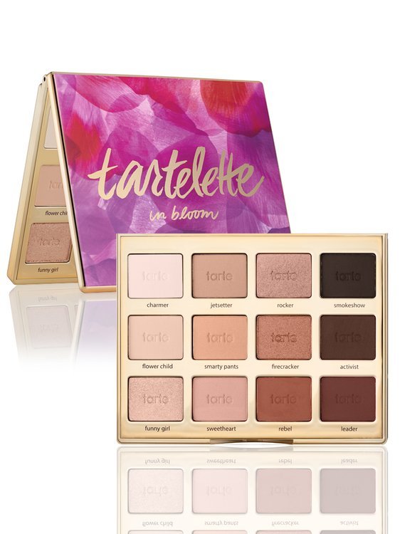 RealityTvVixen's tweet photo. Tarte in bloom is my most used pallete.and thats saying a lot bcuz i have a ton of pallet... https://t.co/HpAwK7A3Dv https://t.co/x6C5mjcBvl