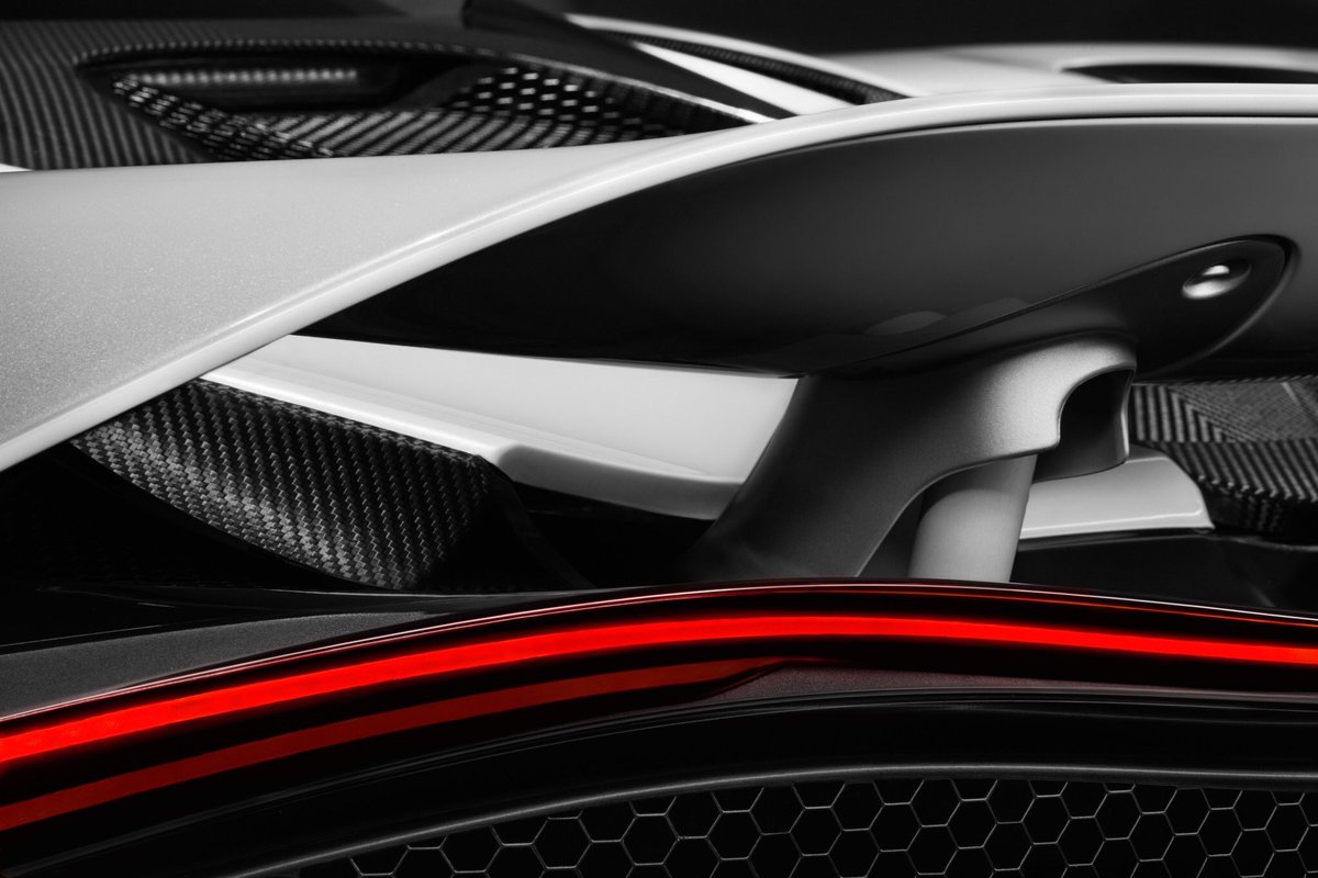 MBoothbyCars's tweet photo. Race Mode one the 650S successor? @McLarenAuto https://t.co/AR9QXRzlMM