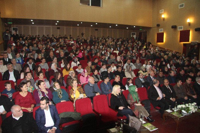 KilisGundemi's tweet photo. Kilis Musiki Cemiyeti Muhteşem Konser: KİLİS MUSİKİ CEMİYETİ TARAFINDAN MUHTEŞEM BİR… https://t.co/bypuw3eKuH #Kilis #Cemiyeti #Konser https://t.co/UFKbUcaNzh