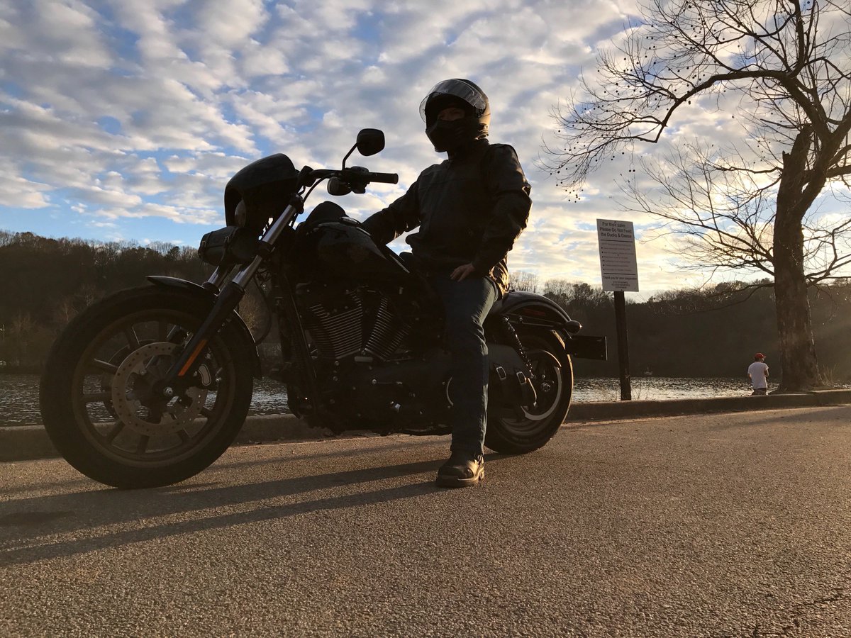 TeamChaosRac1ng's tweet photo. Let's ride‼️ What do you ride⁉️ #harleydavidson #hellbenderharleydavidson #lowriders #fxdls #screamineagle110 #simpsonhelmets #ghostbandit https://t.co/Lb3jbtv9ud