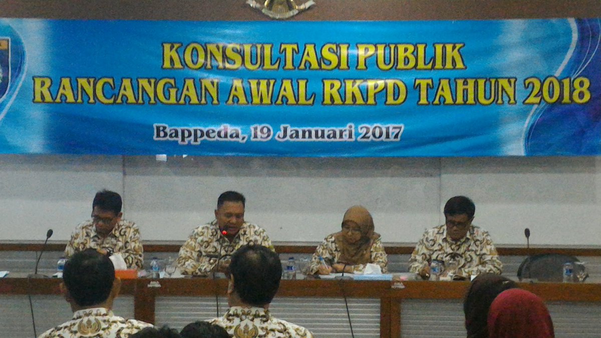 Wawali <a href="/pradi_supriatna/">Pradi Supriatna</a> membuka acara konsultasi publik Rancangan awal RKPD th 2018 di Bappeda@pemkotdepok