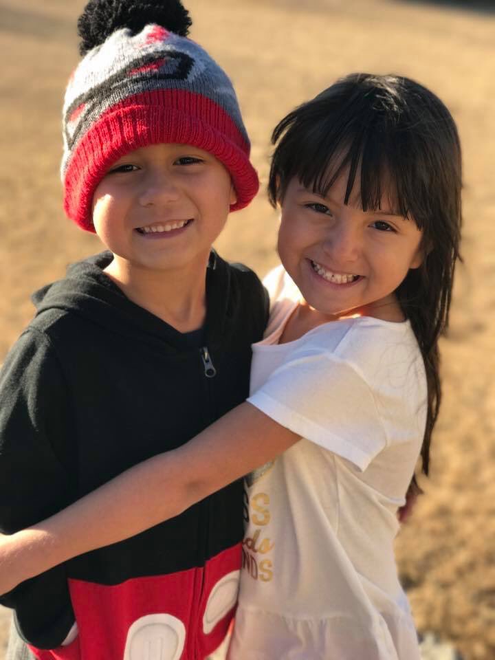 Blanca81's tweet photo. #cousins #princessalyssa #mason 😍 https://t.co/xm8i29Danx