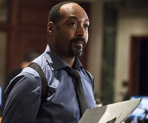 Happy Birthday Jesse L. Martin!!!! You are the best at playing Joe West!!!  