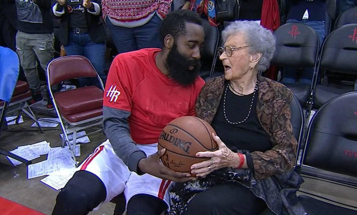 LegionHoops's tweet photo. James Harden gave this lady a gameball for her 100th birthday! https://t.co/QvfKtRnHnm