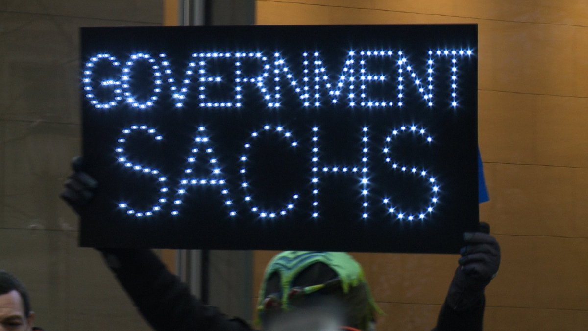 Government Sachs: Protesters Decry Financial Giant Swamping Incoming Trump Administration ow.ly/JoXk3088keL https://t.co/EakTRcBCJ8