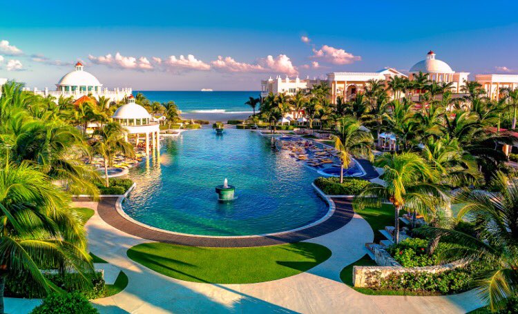 MrSchwansMan's tweet photo. Spring break is booked, Yeti Gang World Wide is taking on Mexico 🔜 https://t.co/6yCqmcGg6p
