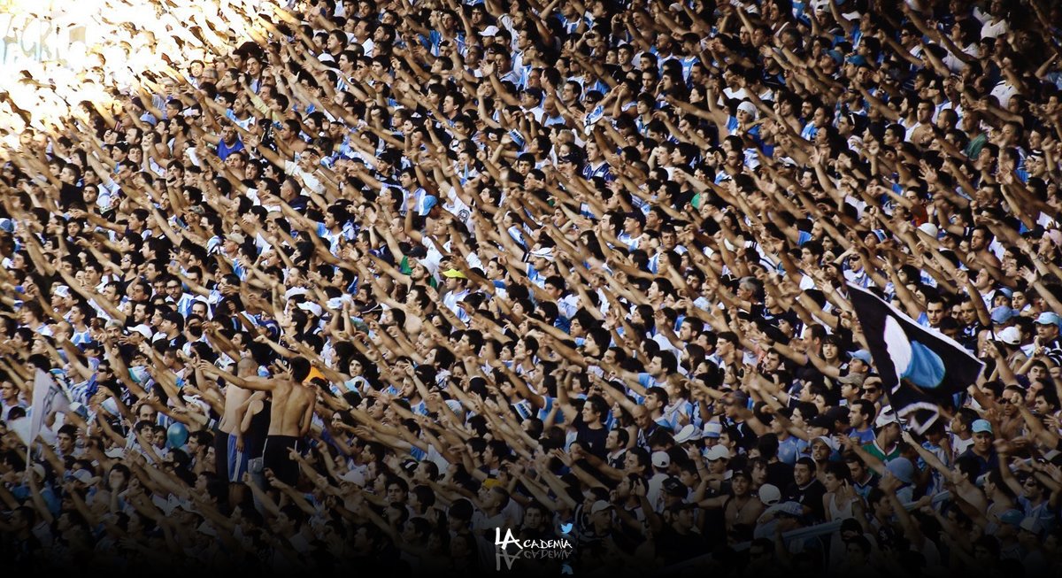 LaAcade's tweet photo. ¡HOY JUEGA RACING! https://t.co/UEaEQ7HVUy