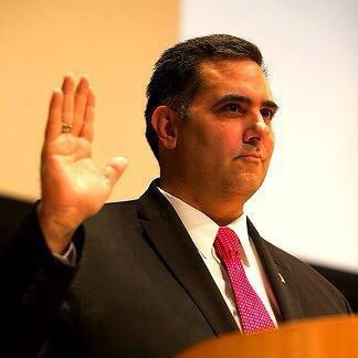 RichNegrin's tweet photo. Now is the the time to ensure integrity and fairness in how we pursue and apply the rule of law. #Negrin4DA https://t.co/Rman3jvesn https://t.co/wJaZC1tnor