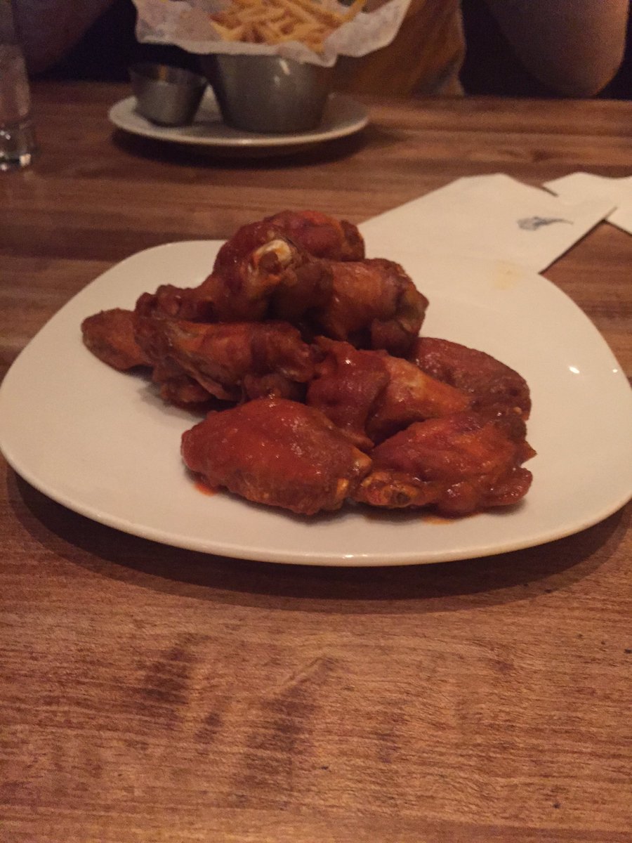 Nothing suits Wednesday more , time to dig in <a href="/earlsrestaurant/">Earls Kitchen + Bar</a>