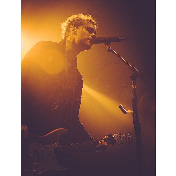 fun5sos's tweet photo. MICHAEL CLIFFORD APPRECIATION TWEET https://t.co/pE6xvX5bGz