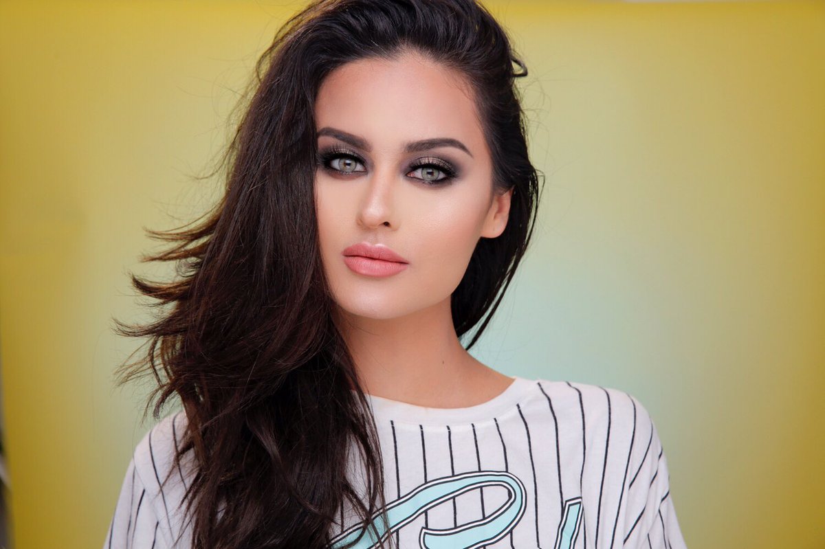 Christen Dominique On Twitter Just Uploaded A Full Coverage