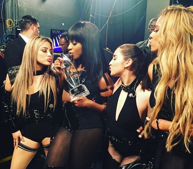 aintnothigx's tweet photo. QUEENS OF EVERYTHING. https://t.co/37nGcXfbcz