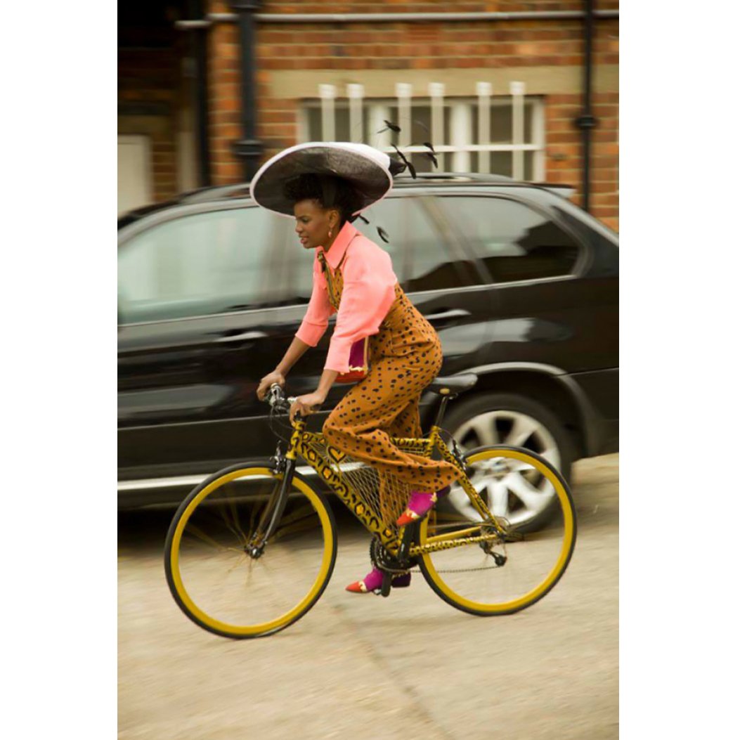 Resolutions.  Did you aim to cycle to work more in the new year?#cyclestyle #fashion #wardrobeinspiration
